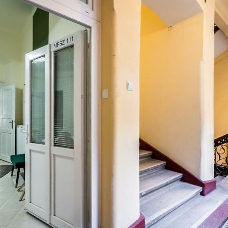 Bpr Turquoise Simplicity Apartment Budapest Ngoại thất bức ảnh